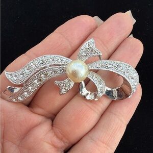 Vintage Rhinestone Bow Brooch Faux Pearl Silver Tone Ribbon Pin
